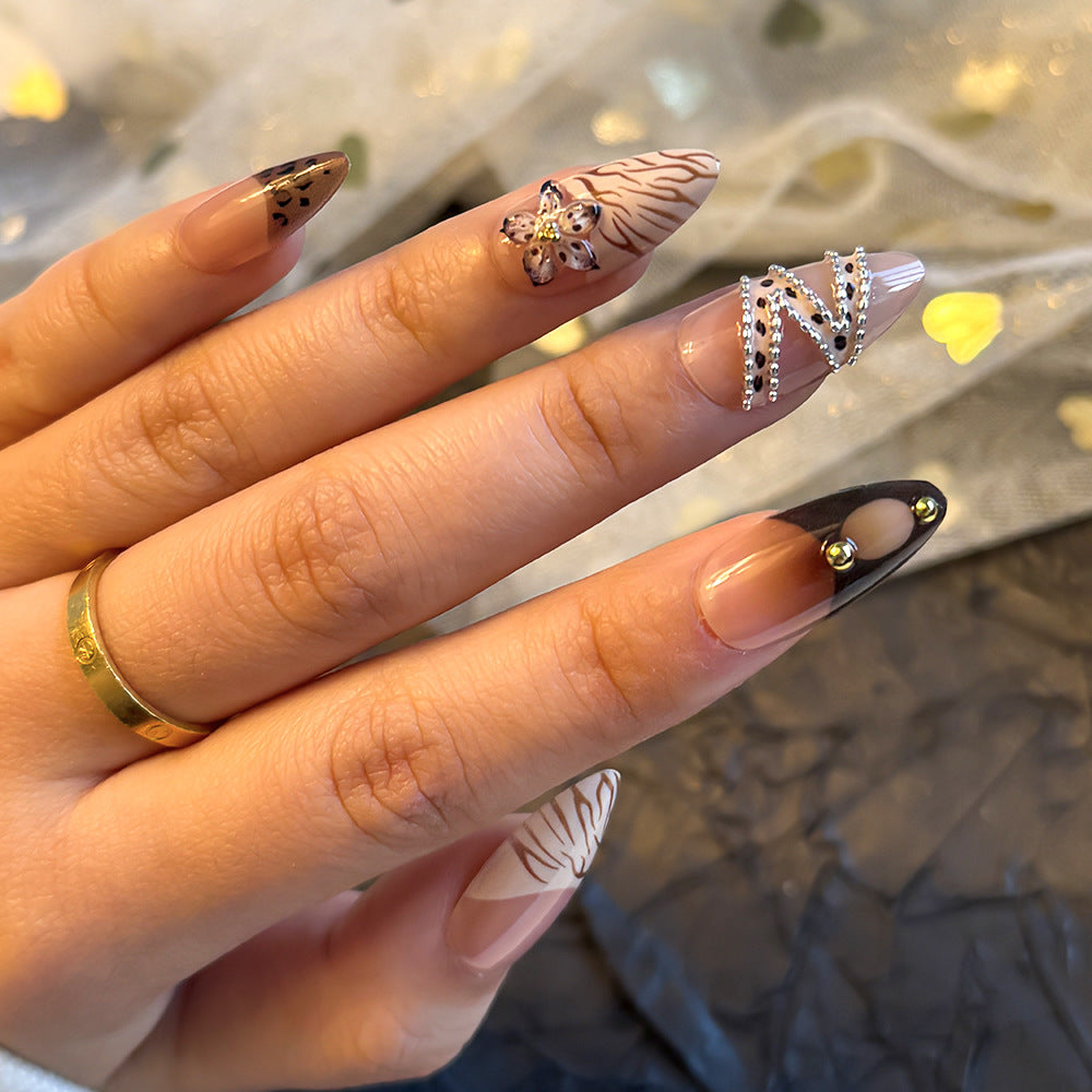 Artistic Press-On Nail Collection Kalsten