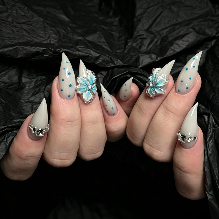 Decorative Artistic Press-On Nail Set with Floral Accents Kalsten