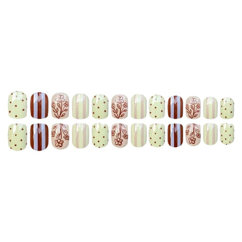 Creative Nail Art Kalsten