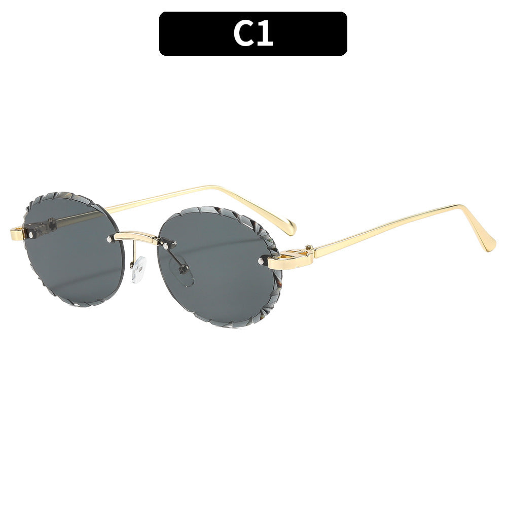 Chic Round Fashion Sunglasses with Unique Edge Detail