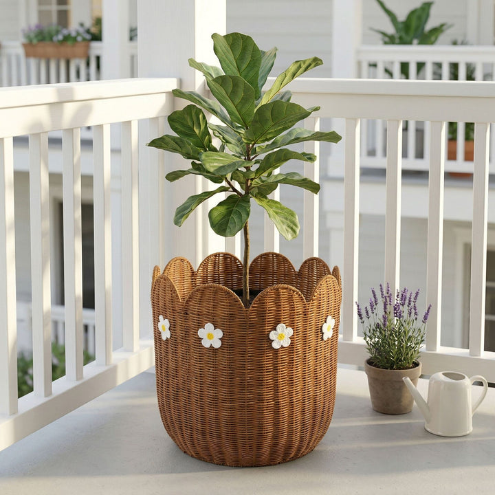 Rattan basket with flower motif Kalsten