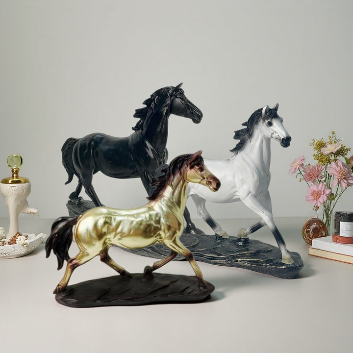 Horse statuette Kalsten