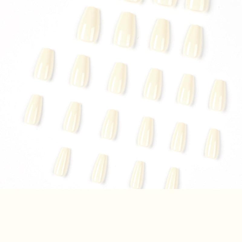 Elegant Nail Art Kalsten