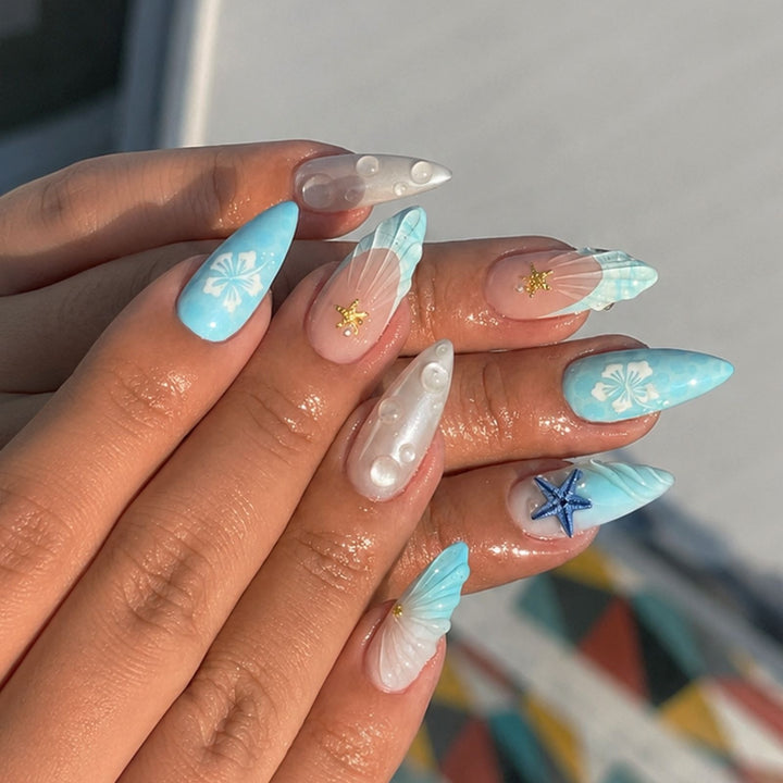 Artificial nail set with maritime motifs and delicate accents Kalsten