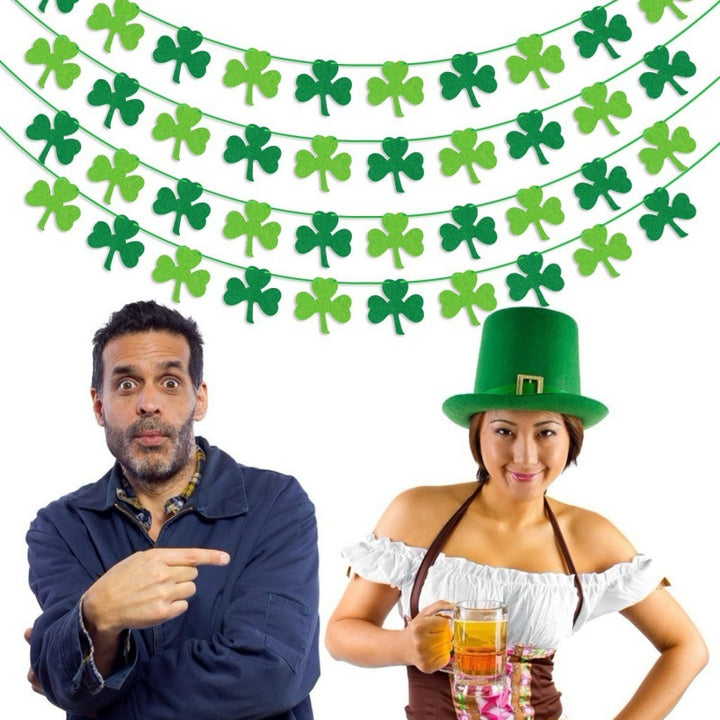 Festive Shamrock Garland Kalsten