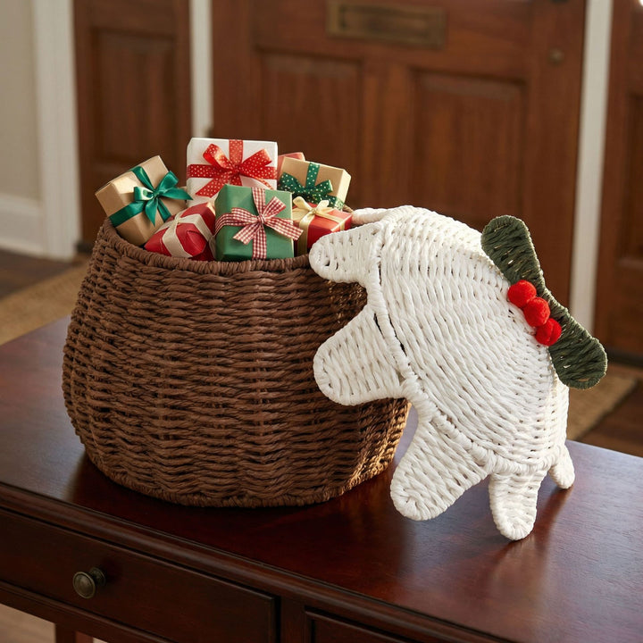 Playful storage basket in cake shape Kalsten