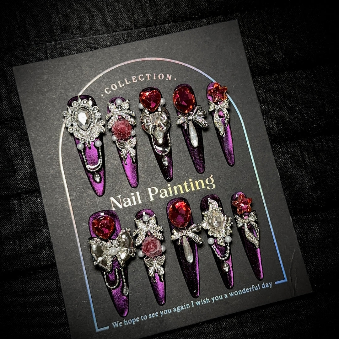 Elegant Rhinestone-Embellished Press-On Nail Set