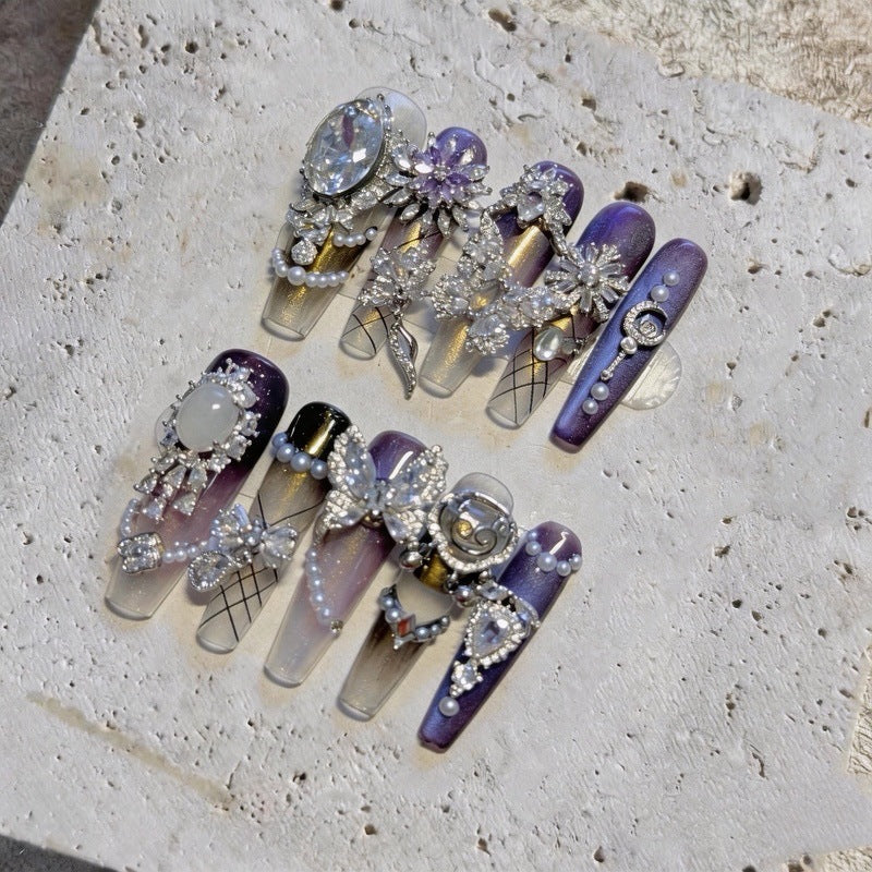 Luxurious Rhinestone Decorative Press-On Nails