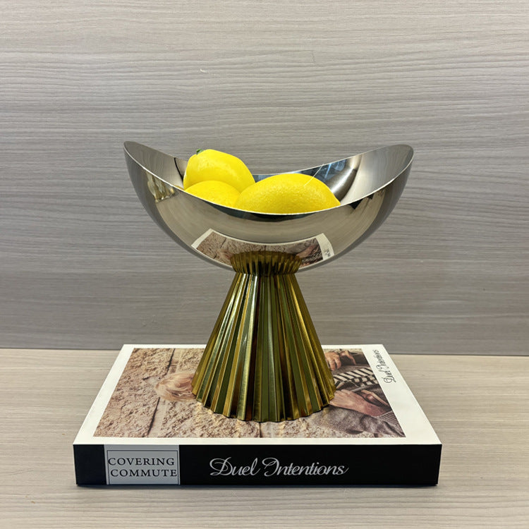 Elegant Sculptural Metallic Centerpiece