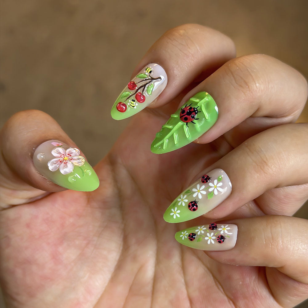 Botanical Themed Press-On Nail Kit Kalsten