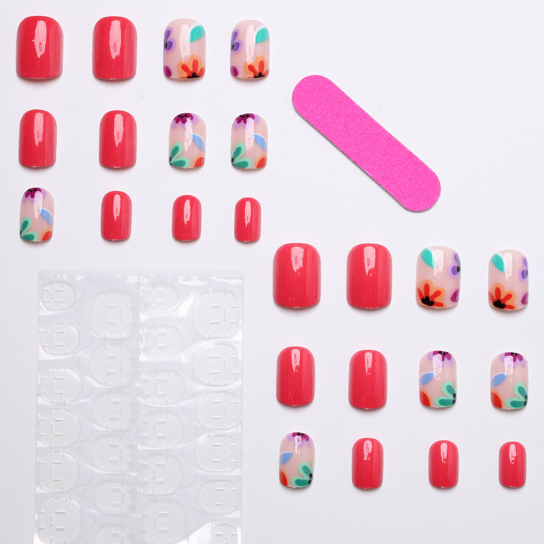 Artistic Nail Tips in Floral Design Kalsten