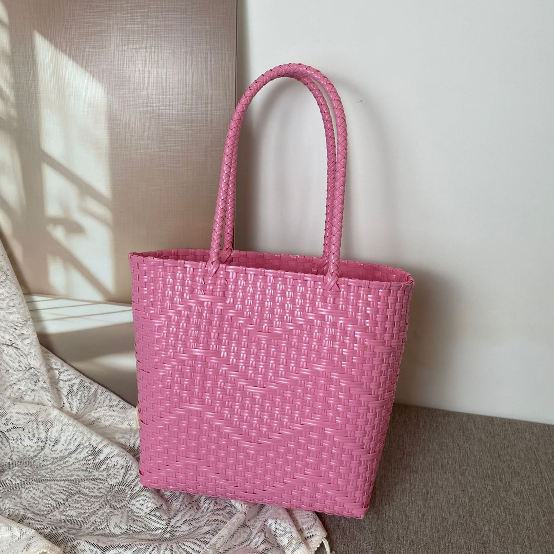 Hand-knotted tote bag with modern wave pattern Kalsten