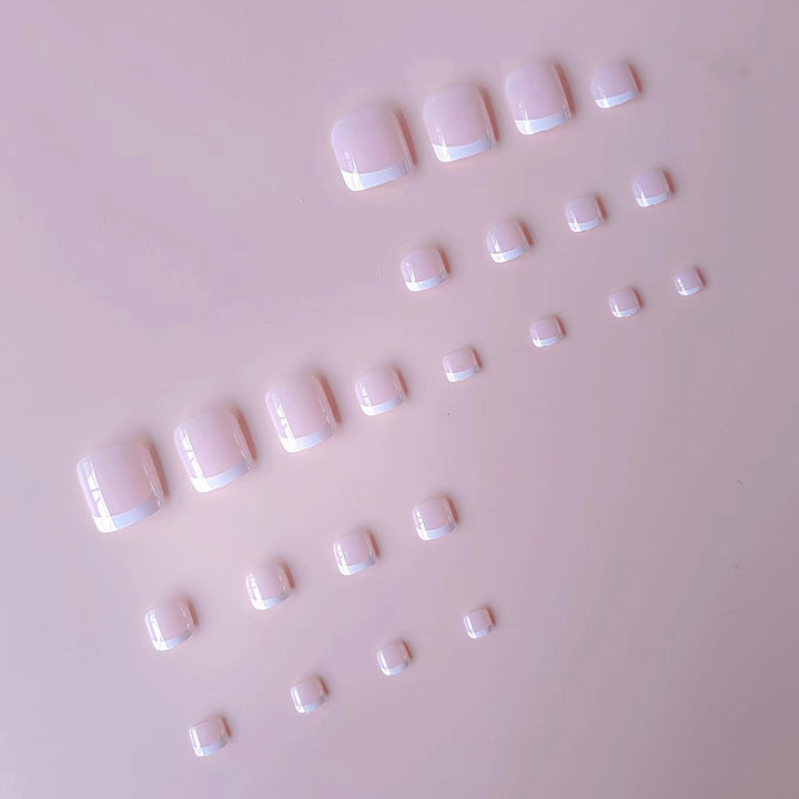 Artificial nail set with elegant French tip design Kalsten