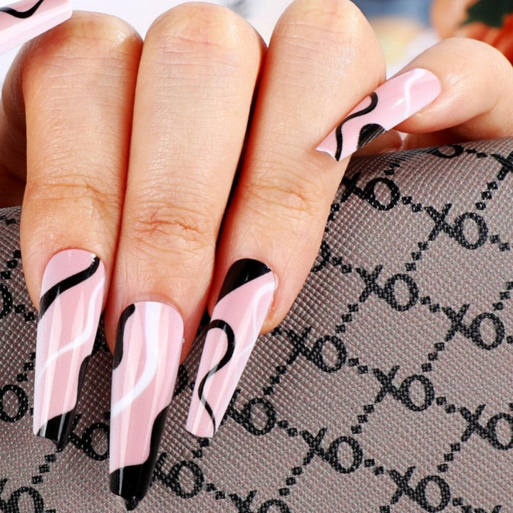 Creative Nail Design Kalsten
