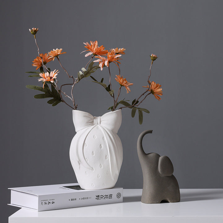 Nordic Knit-Top Ceramic Vase