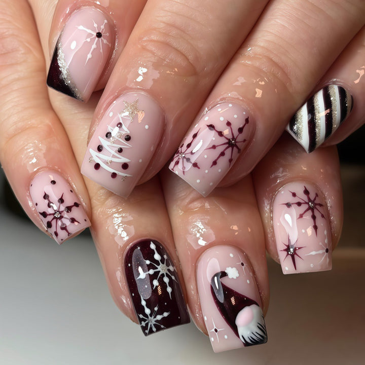 Artificial Nails in Festive Christmas Design Kalsten