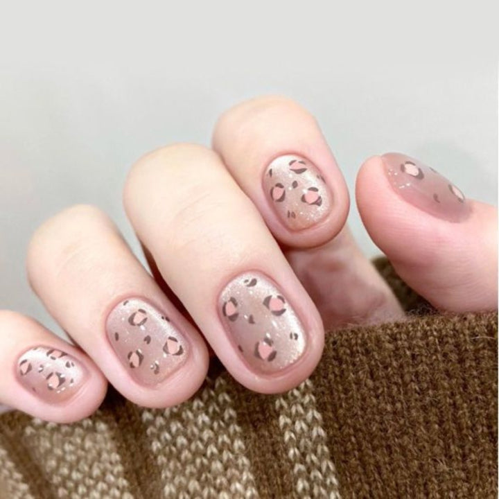 Artistic Press-On Nail Set with Leopard Print Design Kalsten