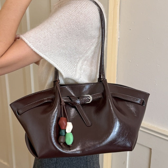 Sleek Minimalist Leather Tote Bag