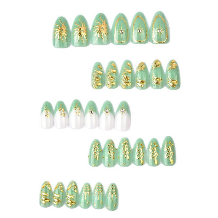 Artificial nails with elegant gold design Kalsten