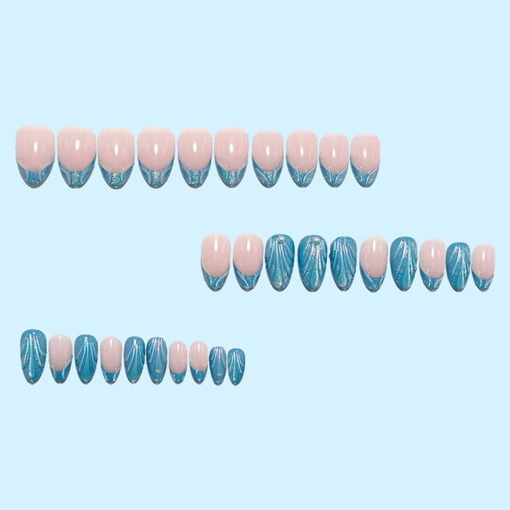 Artificial Nails in Elegant Wave Design Kalsten