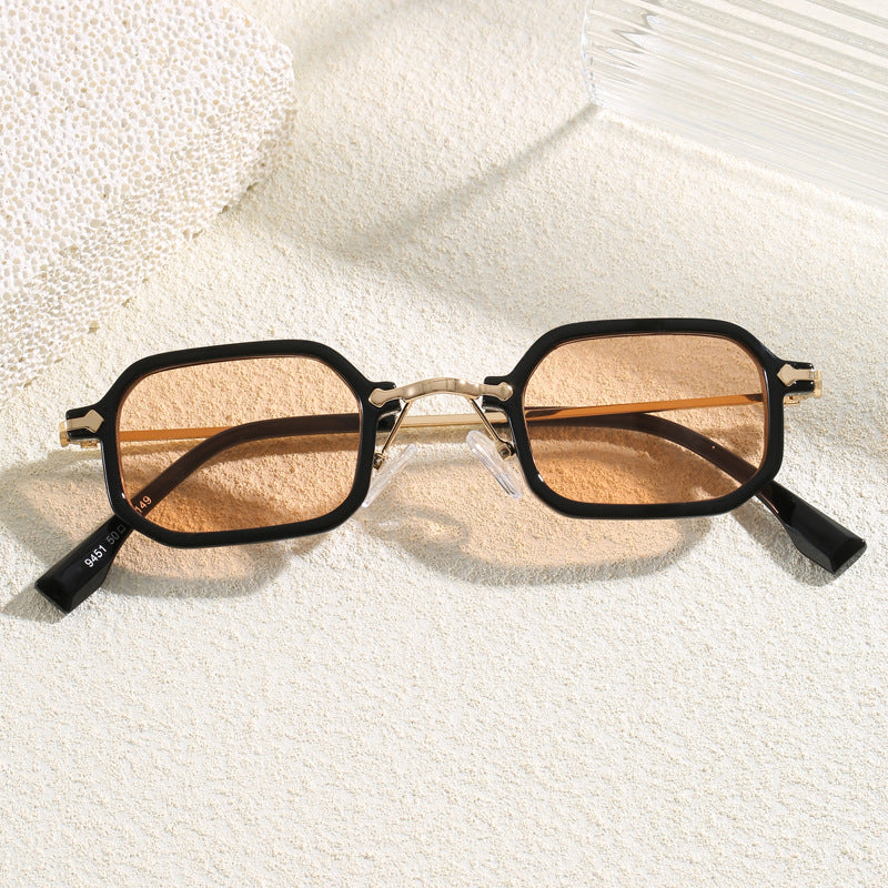 Fashionable Oversized Sunglasses in Modern Design Kalsten