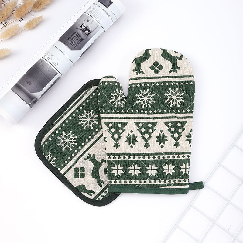 Holiday-Themed Oven Mitts Kalsten