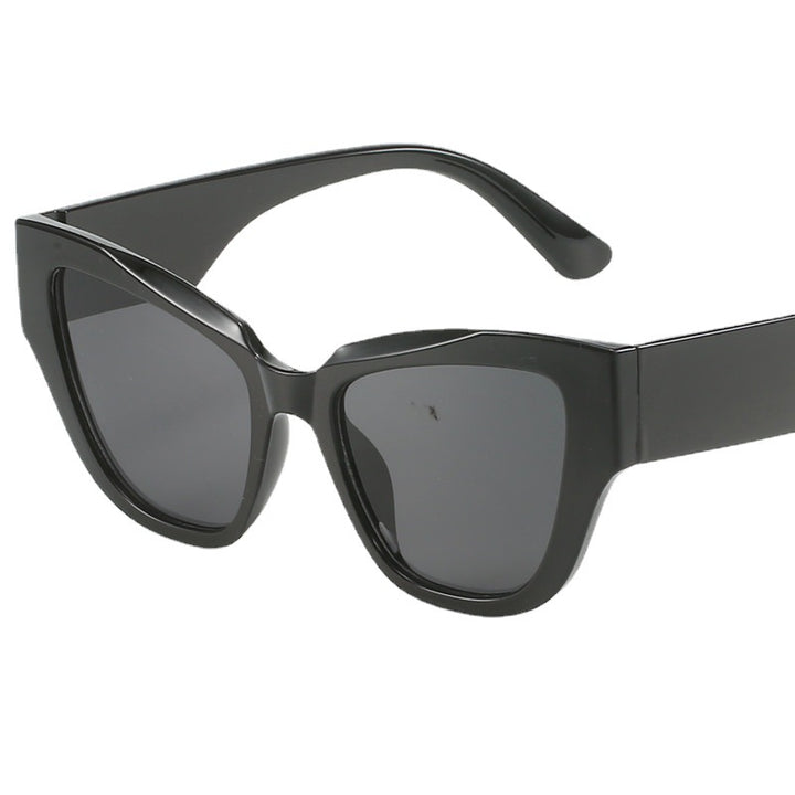 Women's Cat Eye Sunglasses with extravagant Leopard Print Kalsten