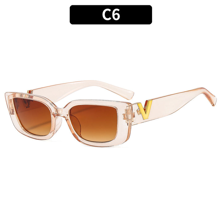 Chic Angular Frame Sunglasses