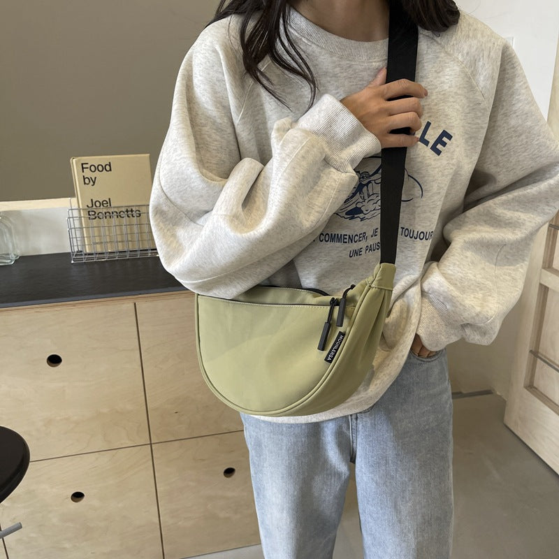 Shoulder bag with adjustable strap and multiple compartments Kalsten
