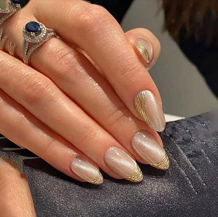 Stylish Decorative Press-On Nail Set Kalsten