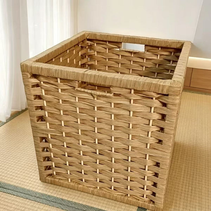Stylish storage basket with durable design Kalsten