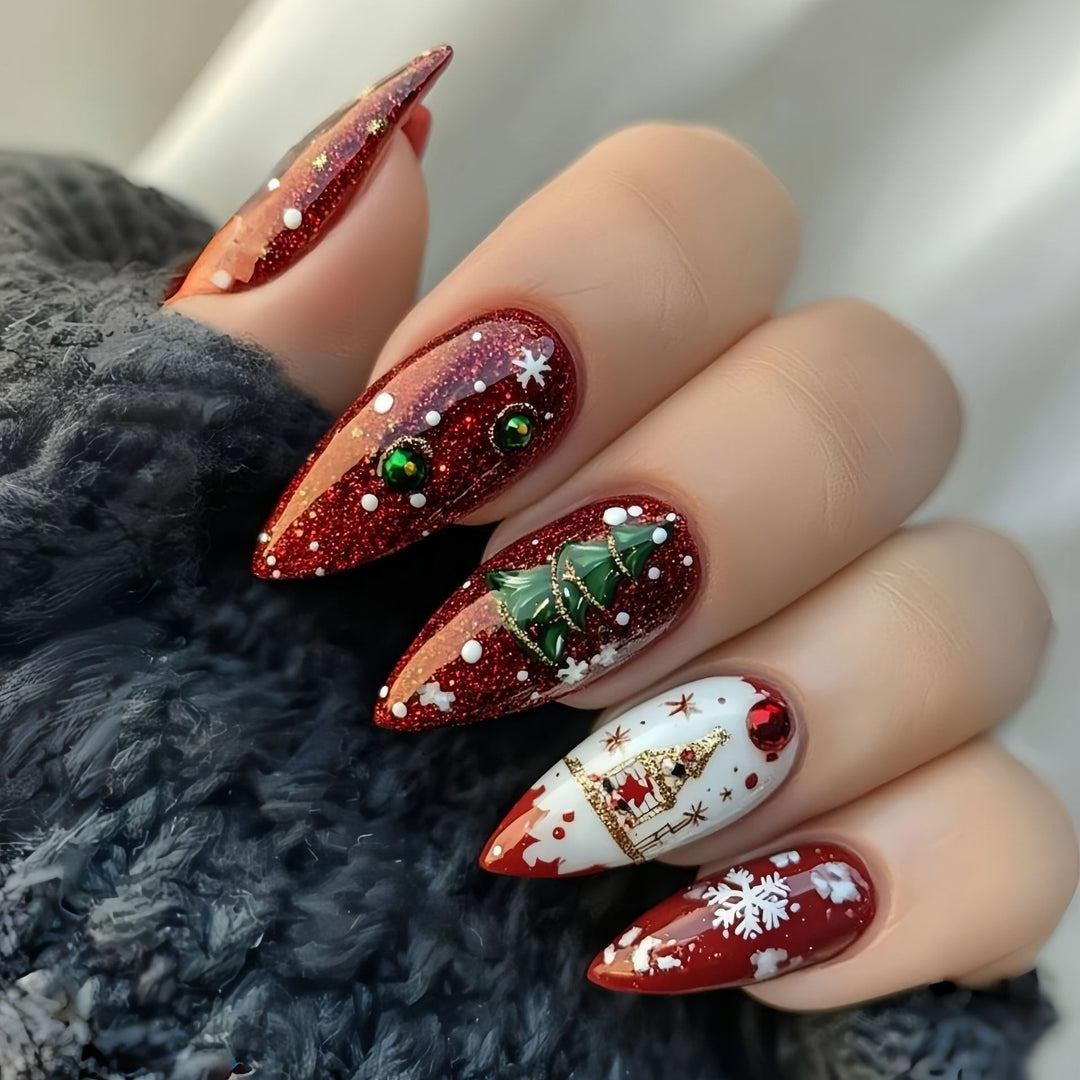 Festive artificial nails in Christmas design Kalsten