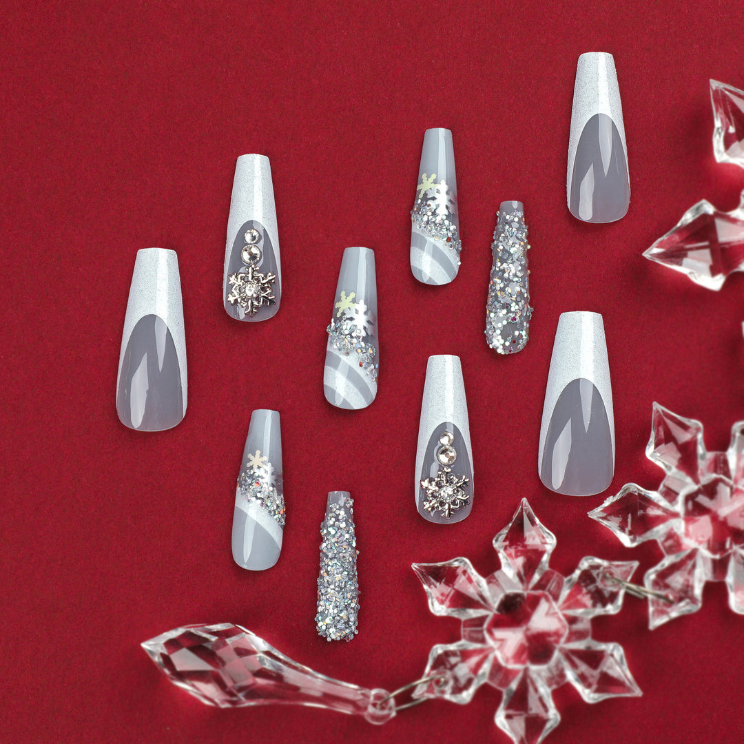 Elegant Artificial Nails with Glitter and Snow Design Kalsten