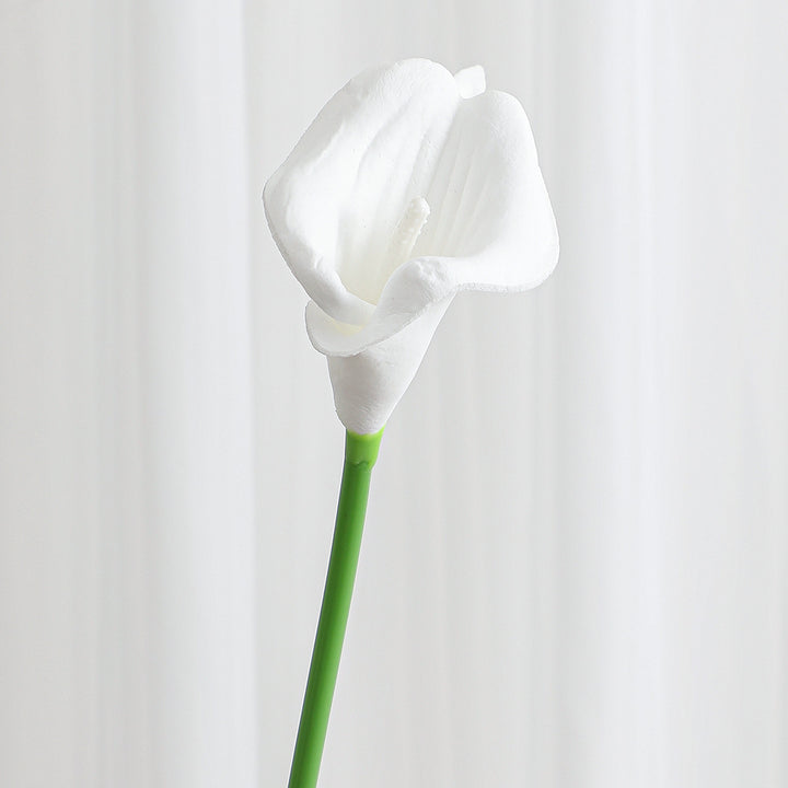 Artificial Calla Lily with meticulous craftsmanship