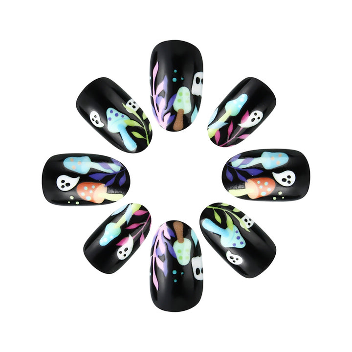 Whimsical Ghost-Themed Press-On Nail Art Kalsten