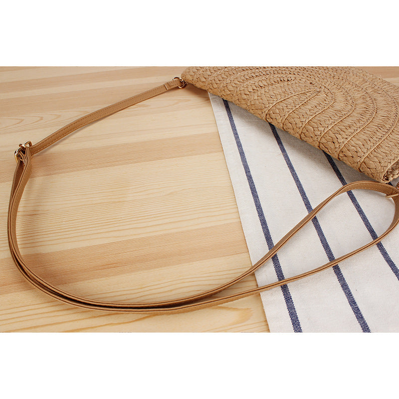 Fashionable Shoulder Bag Made of Braided Straw Kalsten
