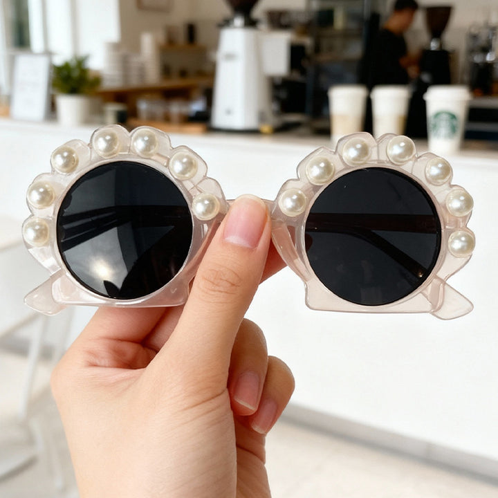 Pearl-Accented Vintage Inspired Sunglasses Kalsten