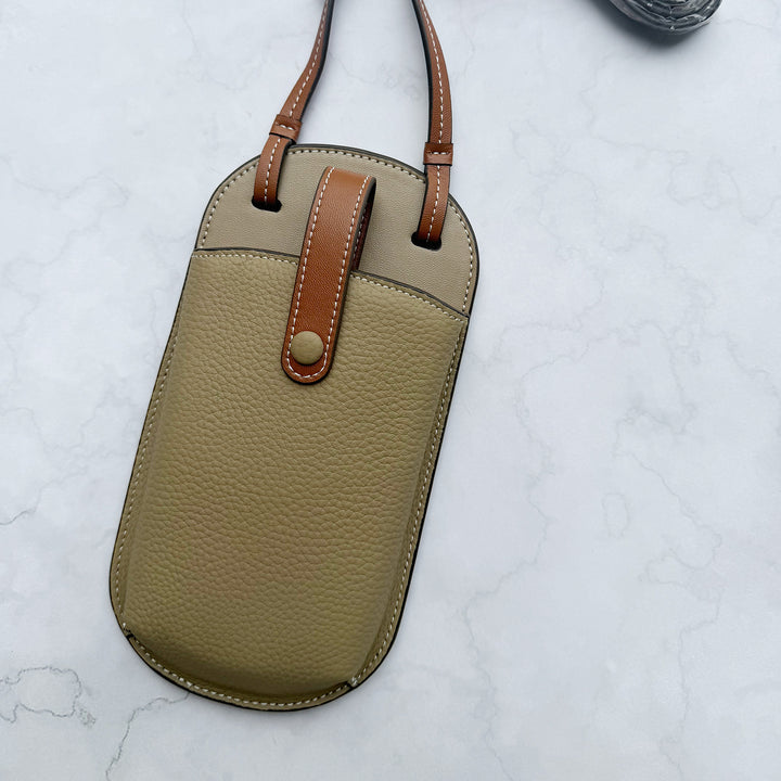 Leather Crossbody Phone Pouch kalsten