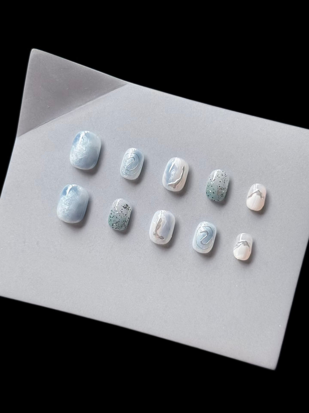 Artistic Press-On Nail Art Set with Ocean-Inspired Design