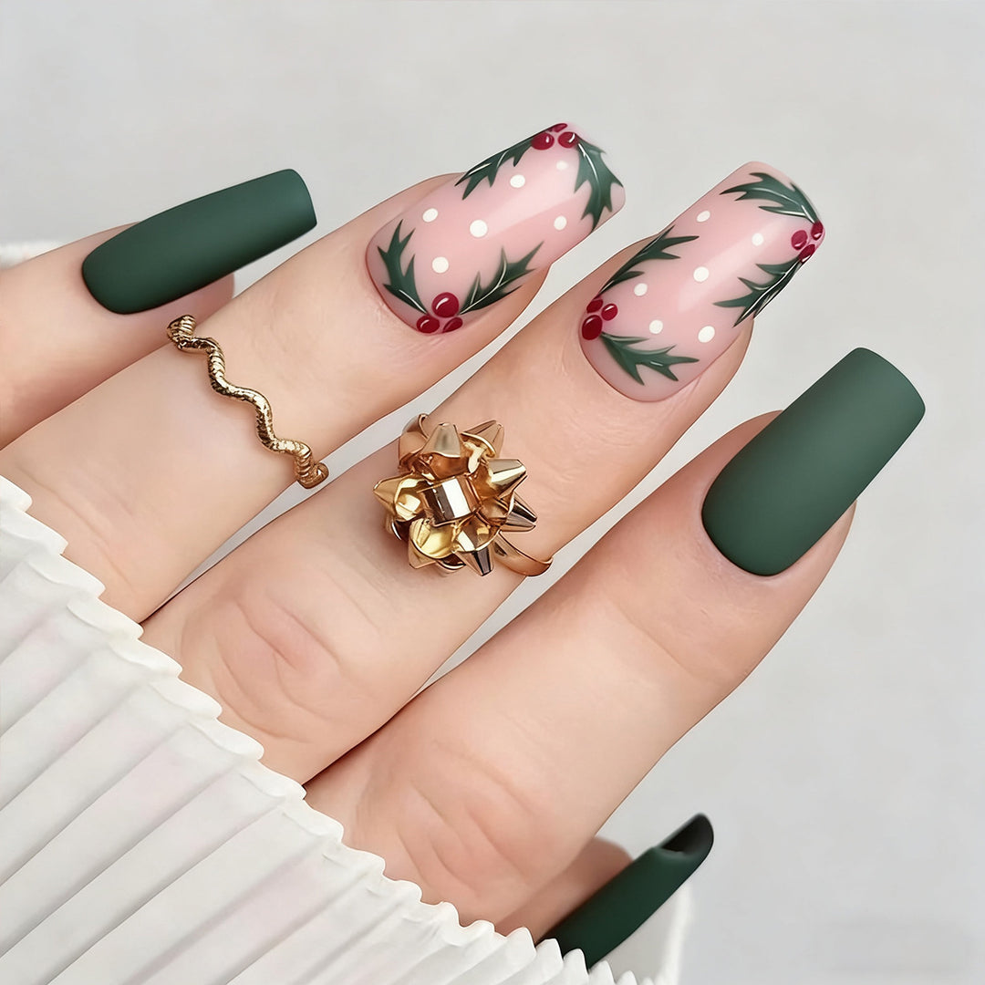 Nail art set with elegant Christmas motifs Kalsten
