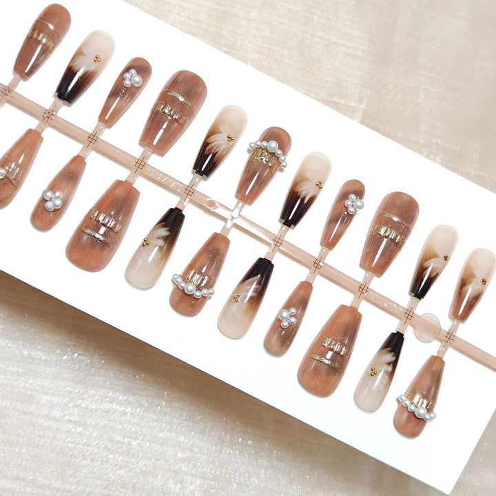 Nail Art Set with Elegant Gradient and Pearled Accents Kalsten