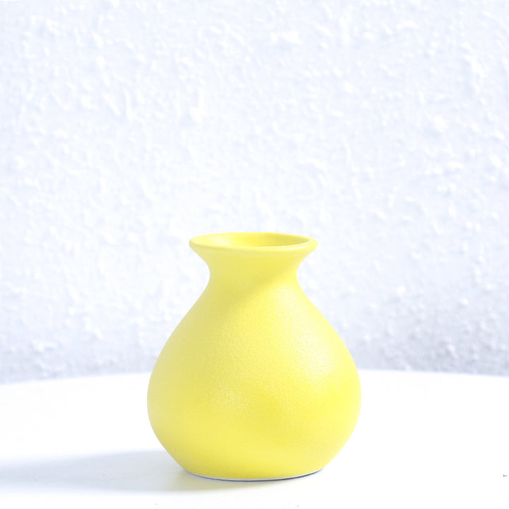 Modern Textured Ceramic Decorative Flower Vase Kalsten