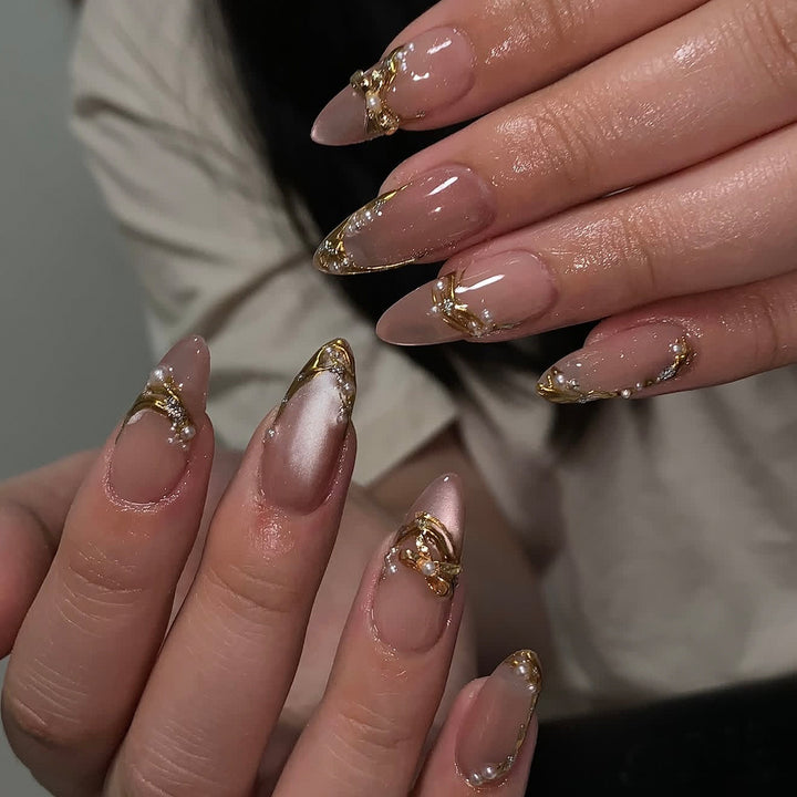 Glamorous nail art with gold accents Kalsten