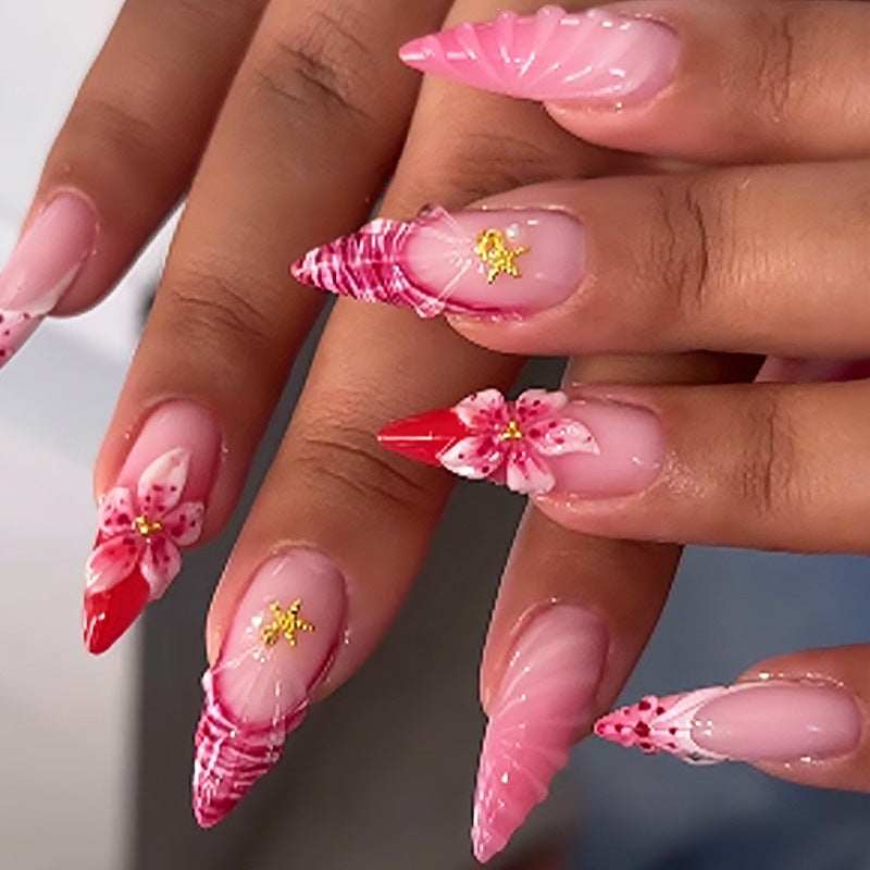 Acrylic nail set with luxurious glitter and flower accents Kalsten