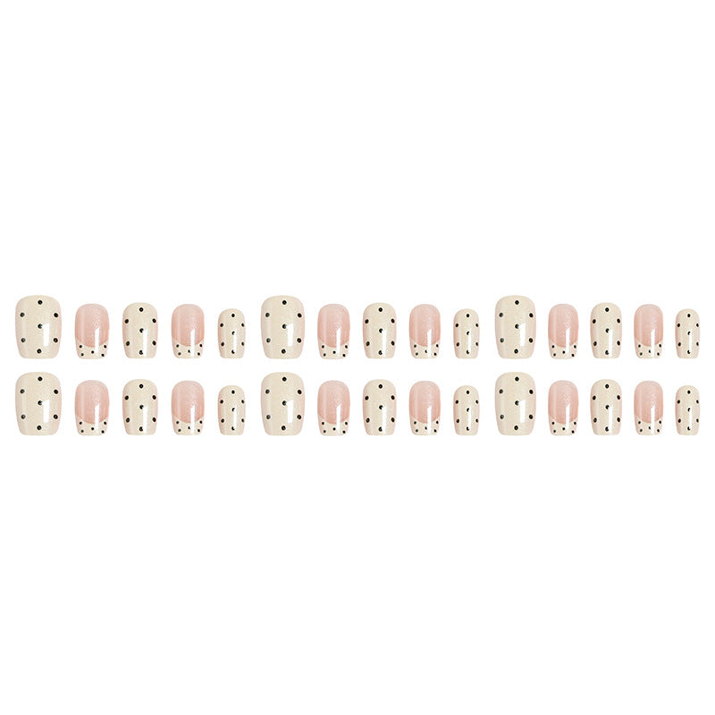Trendy Nail Art Kalsten