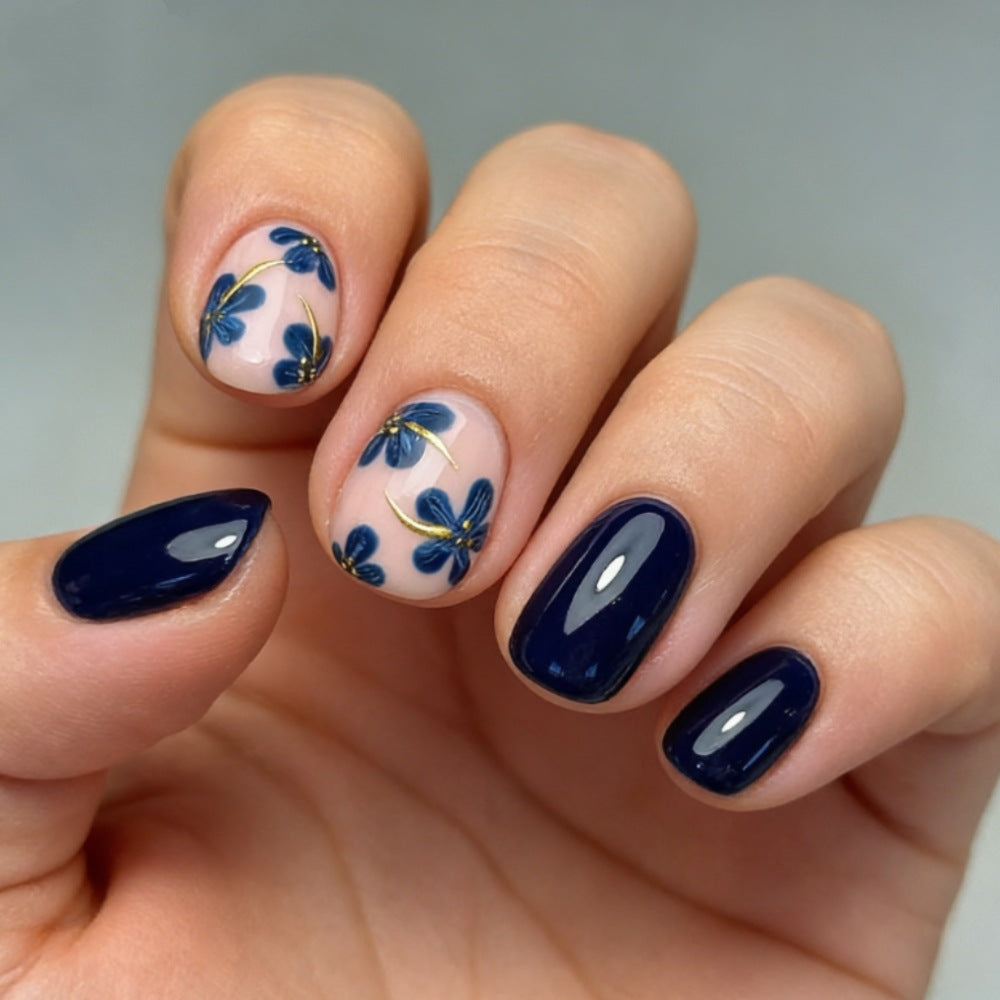 Artificial nails with floral design and elegant shine Kalsten