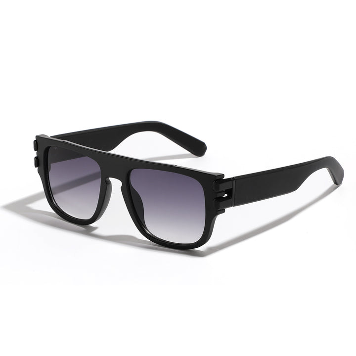 Ladies trendy oversized sunglasses with striking design Kalsten