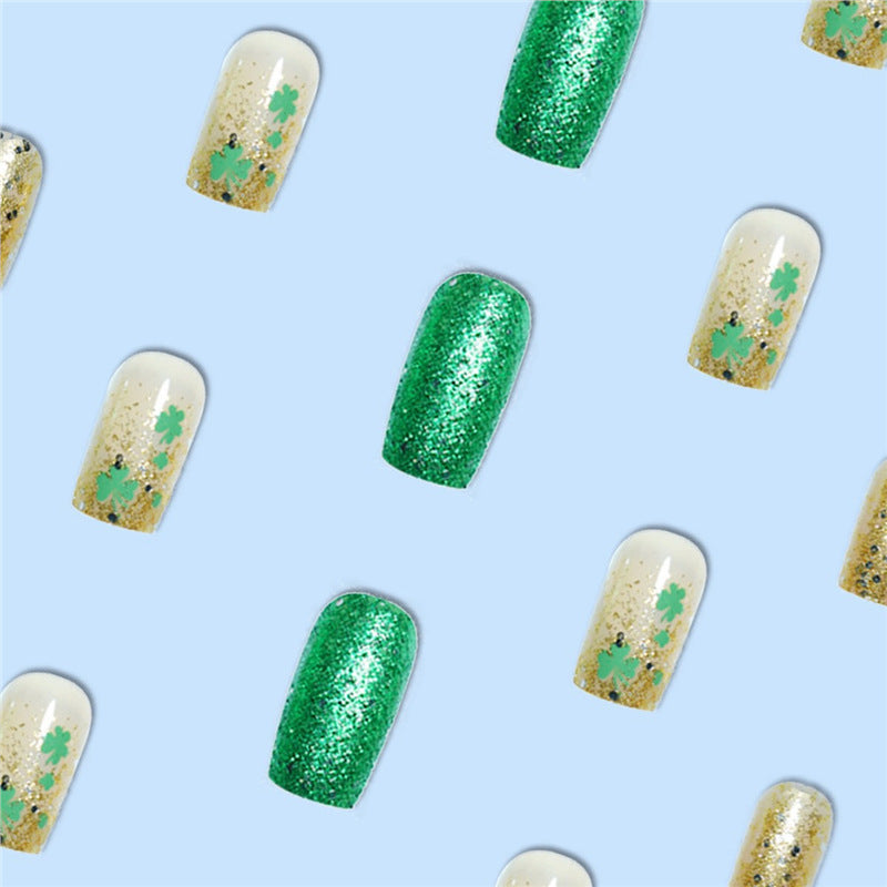 Glamorous Festive Press-On Nail Set Kalsten