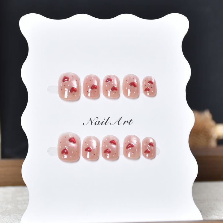 Innovative Heart-Themed Adhesive Nail Art Kalsten