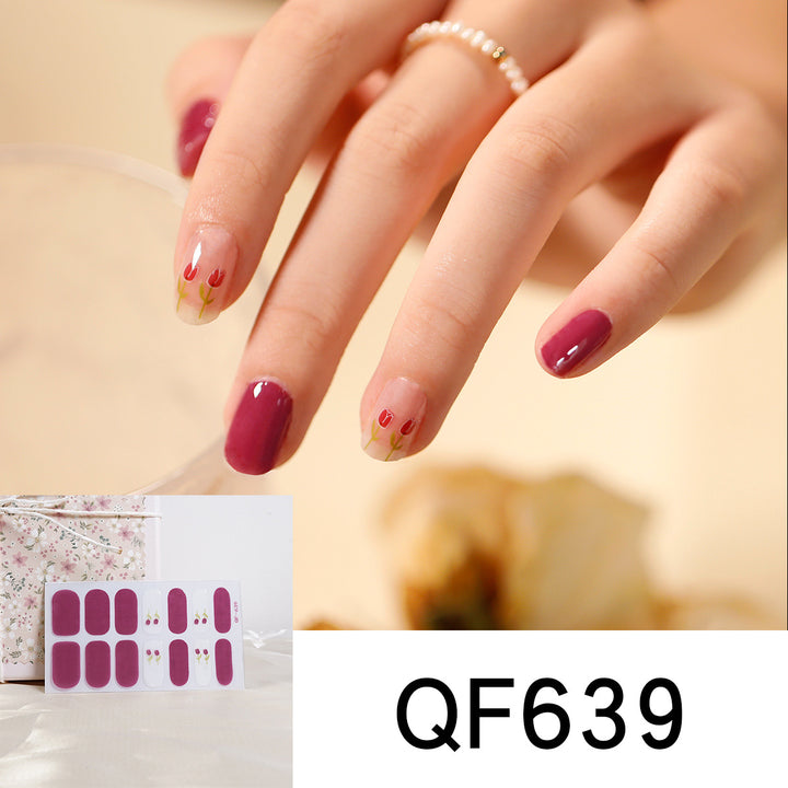 Artificial nail design with heart motif Kalsten